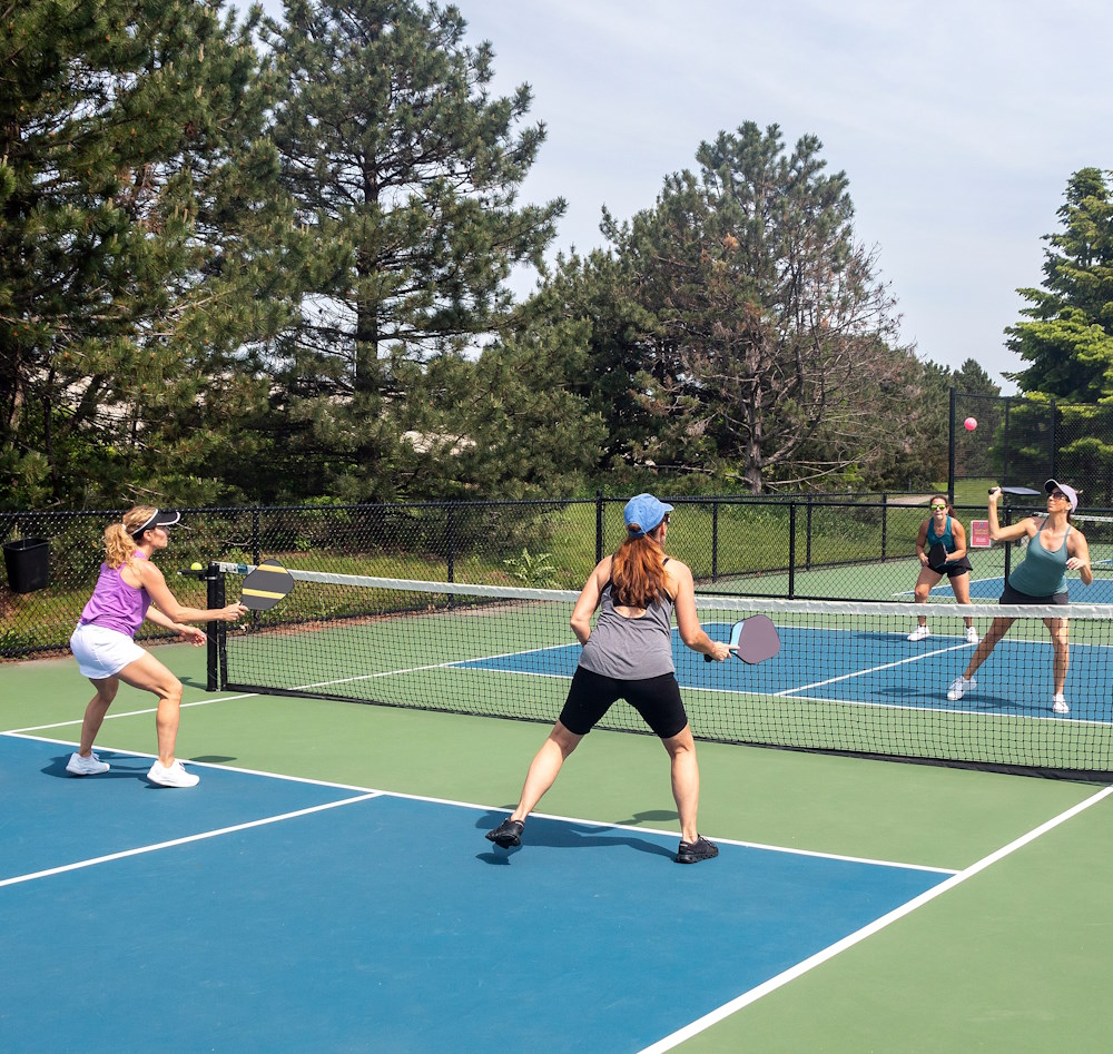 Joining a Local Pickleball Club: What to Know